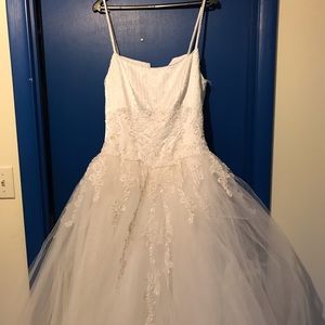 Wedding dress
